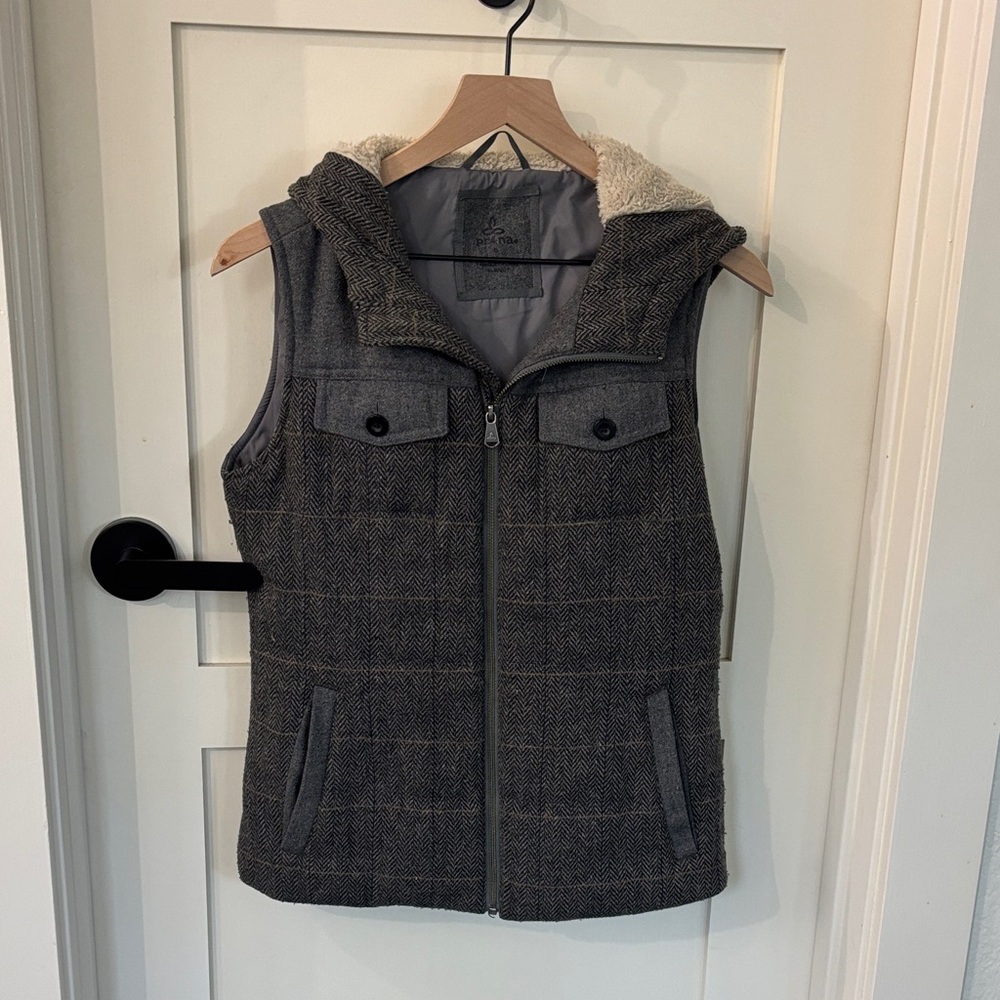 Prana hooded wool vest